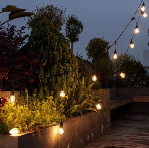 Outdoor String Lights with Shatterproof Bulbs (One Set)