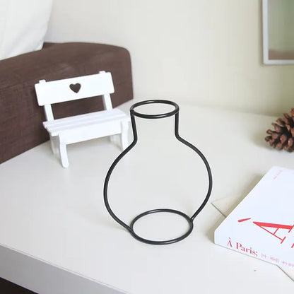 Nordic Style Iron Flower Vase - Hanna's Modern